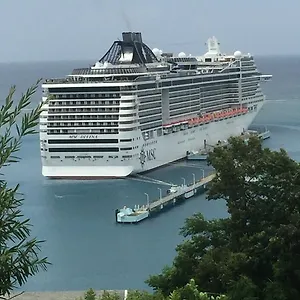 Columbus Heights A5 Apartment Ocho Rios