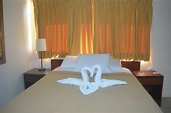 Suites Ocho Rios Hotel